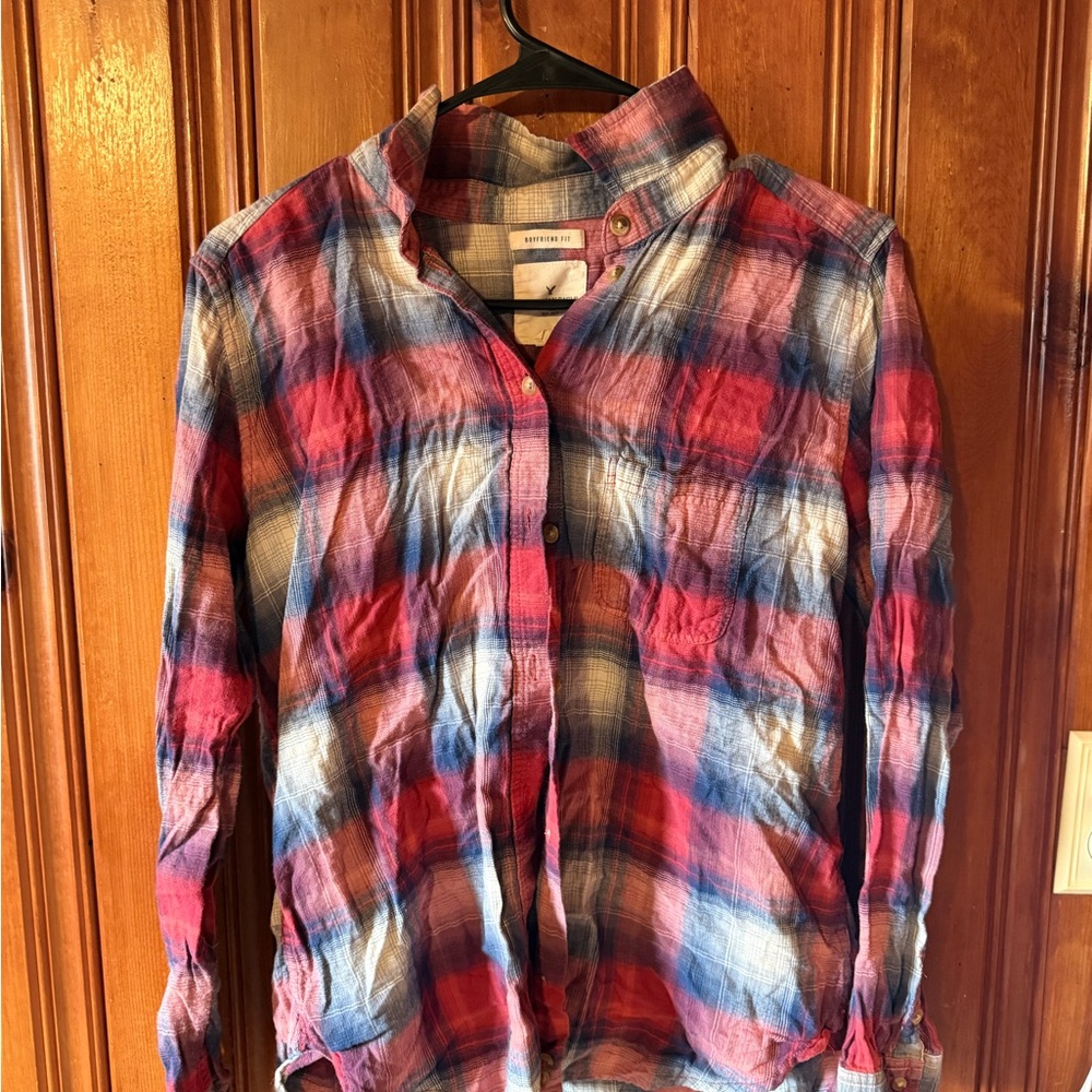 American Eagle Outfitters Red and Blue Plaid Shirt